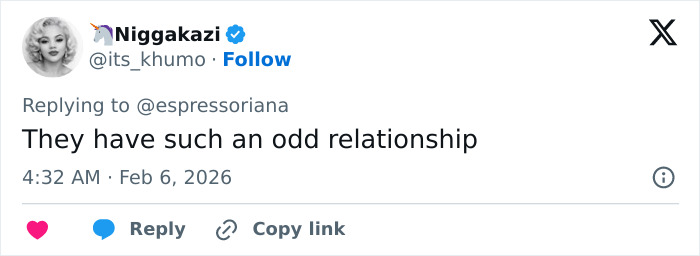 Twitter comment from user @its_khumo stating they have an odd relationship, related to Justin Bieber Grammys controversy.