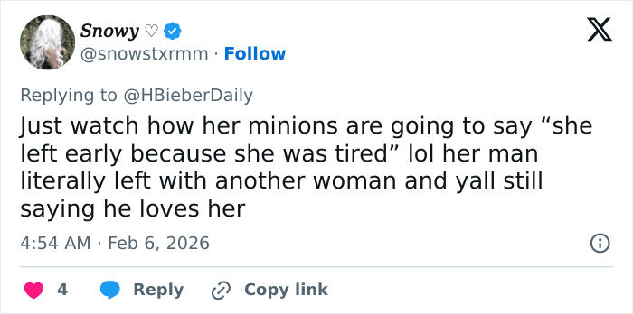 Tweet discussing fans' reactions to Justin Bieber leaving the Grammys with another woman, abandoning wife Hailey.