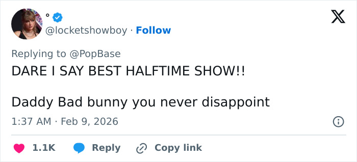 Tweet praising Daddy Bad Bunny during Super Bowl 2026 halftime show with mixed public reactions about performance quality.