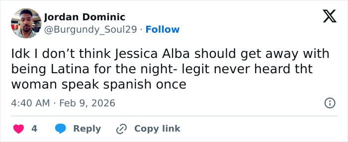 Tweet criticizing Jessica Alba's Super Bowl halftime show dancing and questioning her Latina representation.