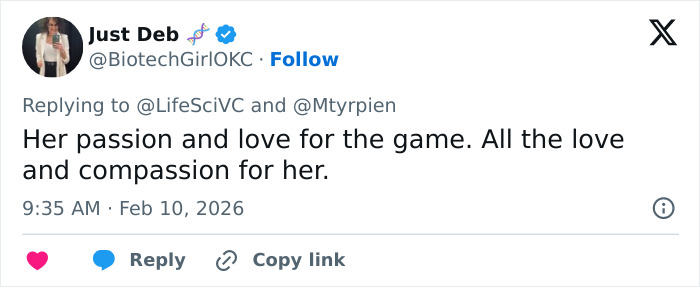 Tweet from Just Deb expressing support and compassion for Olympian Lindsey Vonn after her horrific crash update.