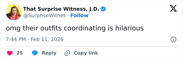 Screenshot of a tweet commenting on hilariously awkward fashion faux pas during Blake Lively and Justin Baldoni's court appearance.