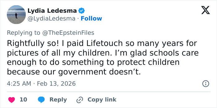 Tweet discussing schools canceling picture day amid Epstein files concerns to protect children’s safety and privacy. Tweet discussing schools canceling picture day amid Epstein files concerns to protect children’s safety and privacy.