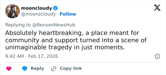 Tweet from mooncloudy expressing heartbreak over community tragedy related to transgender mom Roberta Esposito posts before Rhode Island hockey incident.