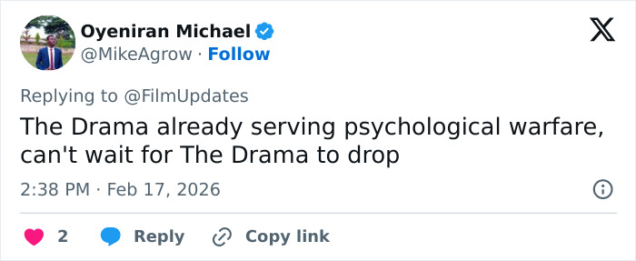 Tweet by Oyeniran Michael reacting to gender-bending photoshoot of Zendaya and Robert Pattinson sparking frenzy.