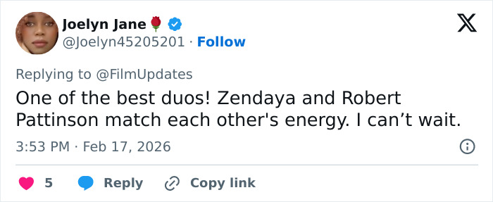 Tweet by Joelyn Jane praising Zendaya and Robert Pattinson’s gender-bending photoshoot energy and chemistry.