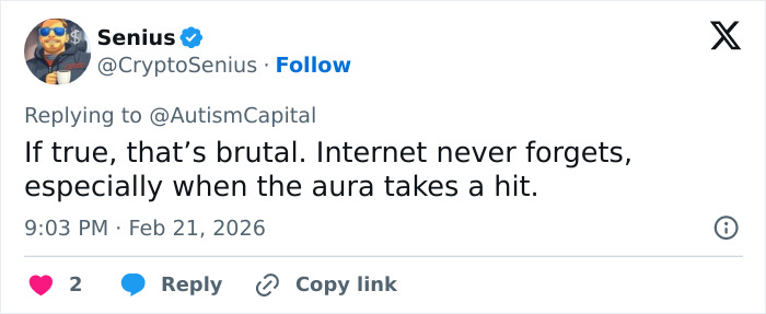 Screenshot of a social media reply discussing the influencer humiliated after getting his wig snatched by a stranger.