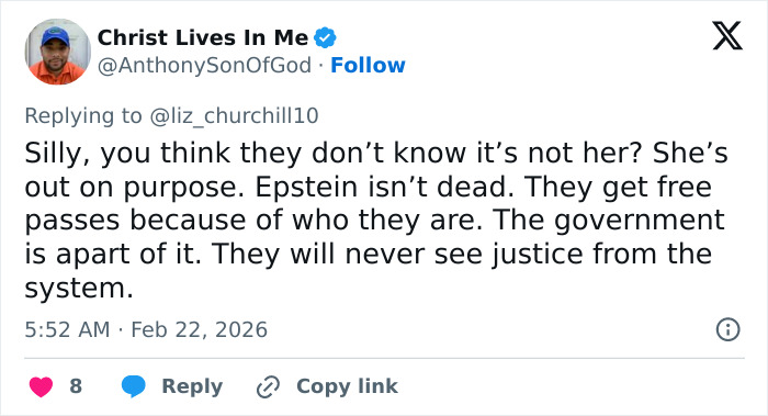 TikToker afirma ter descoberto ‘Ghislaine Maxwell’ no Canadá em meio à teoria da identidade viral TikToker afirma ter descoberto ‘Ghislaine Maxwell’ no Canadá em meio à teoria da identidade viral