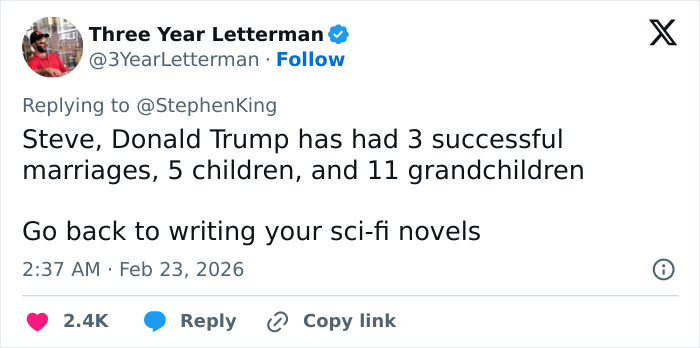 Tweet reply criticizing Stephen King for false claim about Donald Trump’s marriages and children amid backlash.