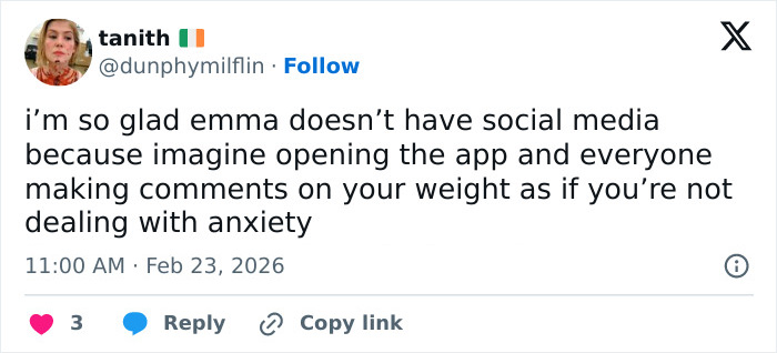 Tweet discussing concerns about Emma Stone’s appearance and anxiety amid comments on her weight.