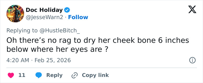 Tweet discussing viewers spotting odd details in Erika Kirk's appearance during the State of the Union event.