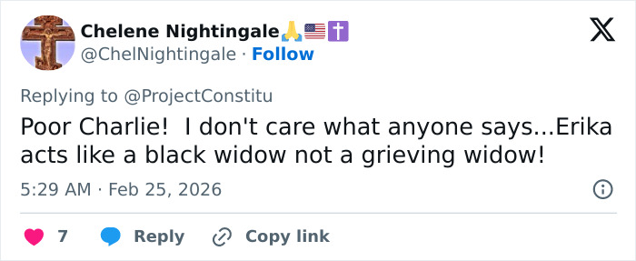 Tweet highlighting viewers spotting odd details in Erika Kirk's appearance and behavior during the State of the Union address.