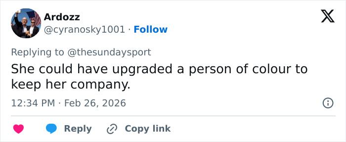 Tweet screenshot discussing a micro-aggression incident involving an ex-Vogue editor and first class cabin passengers.