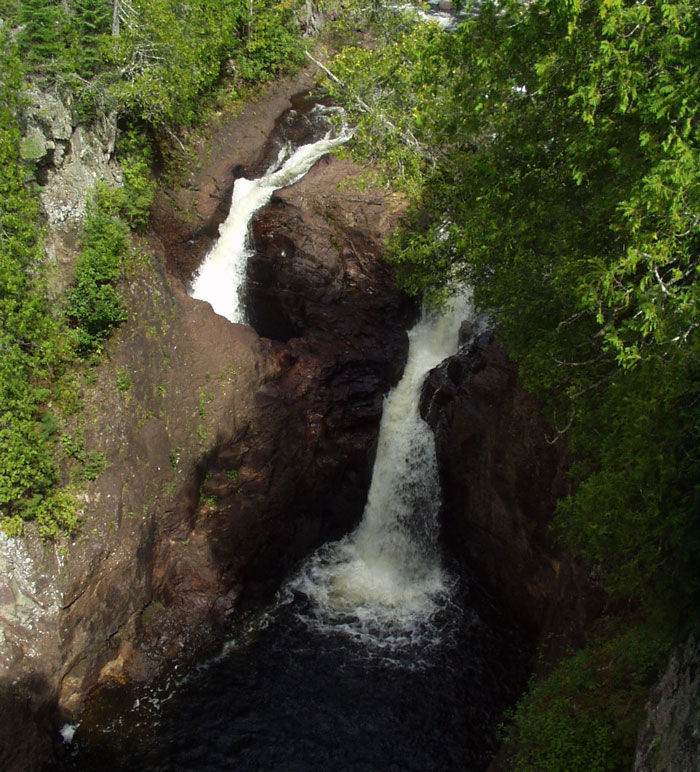 67 Creepy And Mind-Boggling Things That Were Mysteries Until Humans Finally Cracked The Case