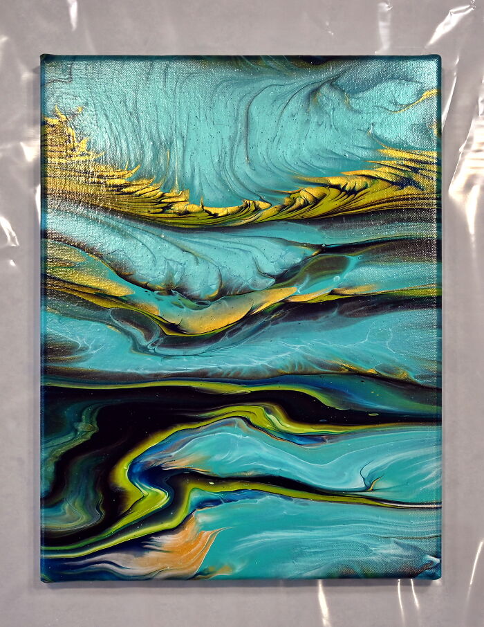 Gorgeous Acrylic Pour Painting Using The &ldquo;Dirty&rdquo; Split Cup Technique