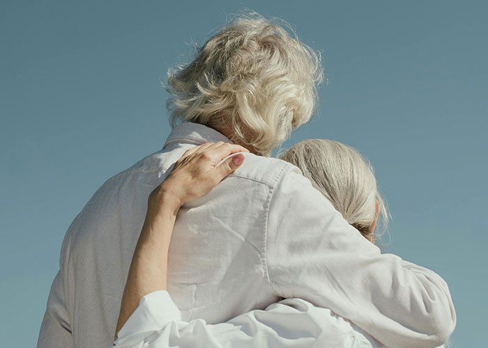 47 People Who Had A Deal To Get Married To Their Friends If They Were Single By 30 Share What Happened