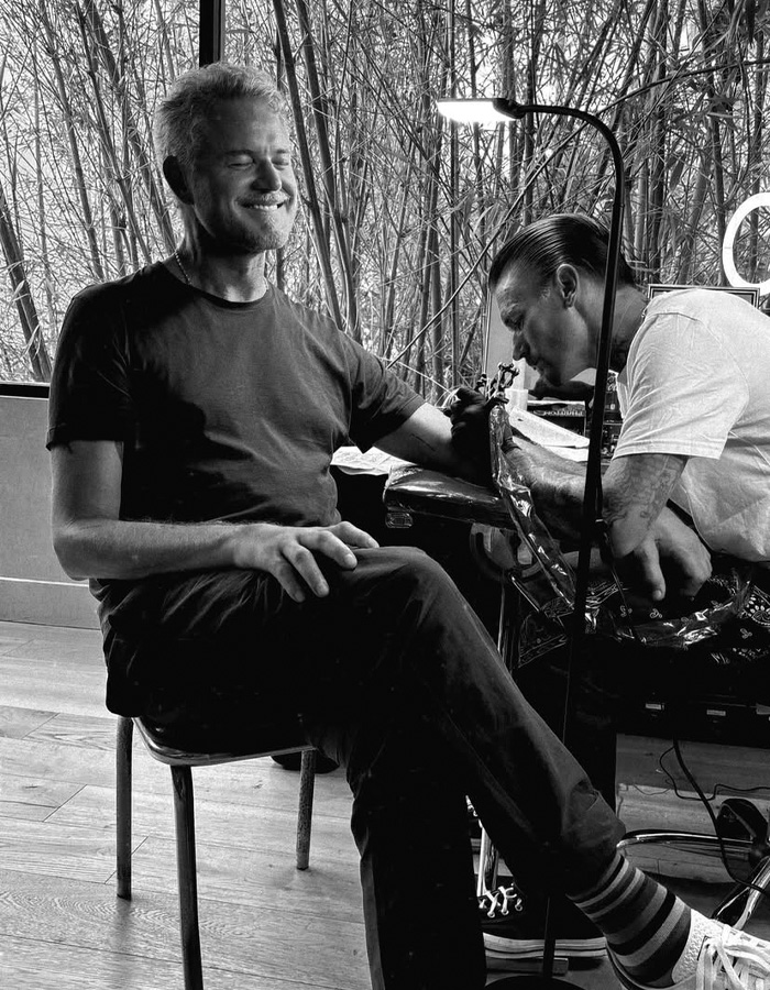 "Eu pensei que ele era casado": Namorada de Eric Dane fala após falecimento do ator