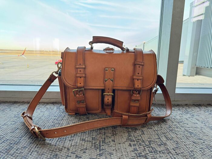 2 Years And 150+ Flights With Marlondo's Executive Briefcase