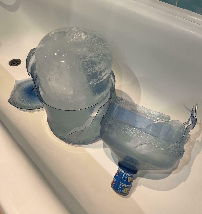 I Completely Forgot About This Bottle Of Water Standing On Balcony For Two Months (It Was -20c Outside )