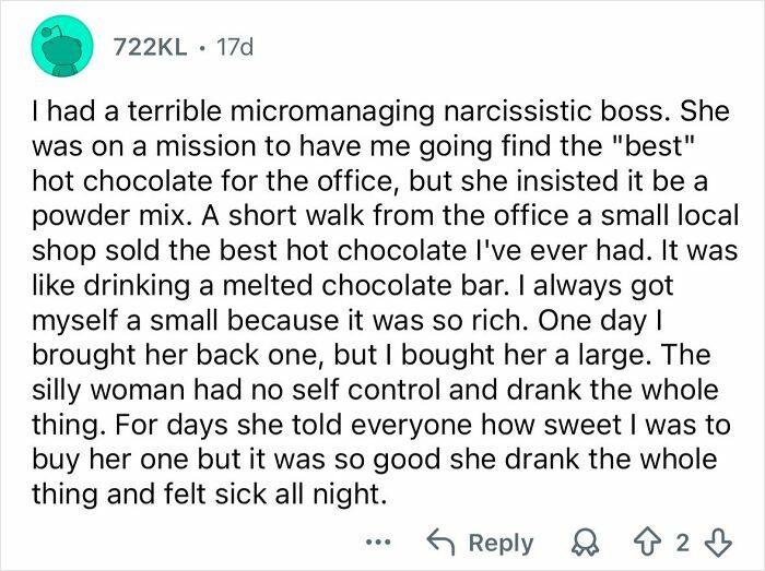 Alt text: Reddit story of petty and savage revenge on a micromanaging boss involving hot chocolate mix choice and consequences.