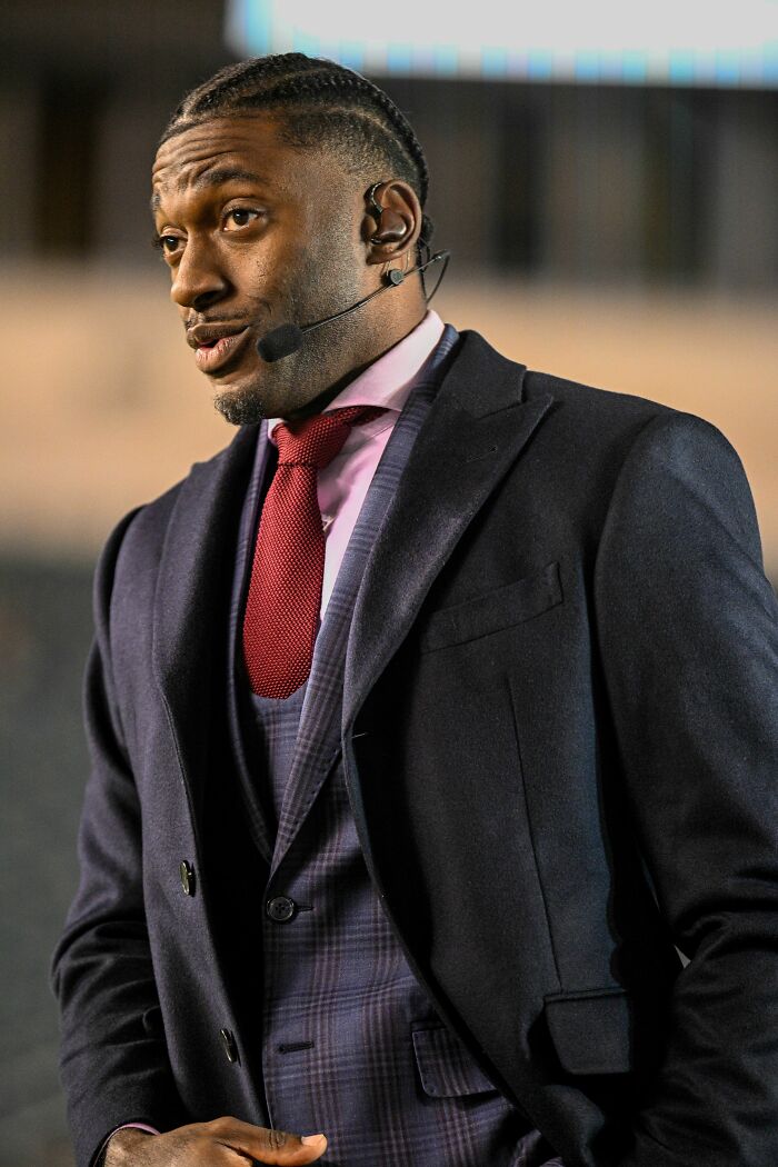 Football Player Robert Griffin Iii, 36