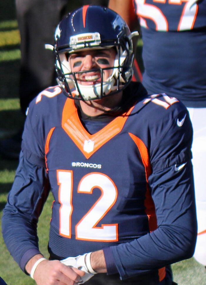 Football Player Paxton Lynch, 32