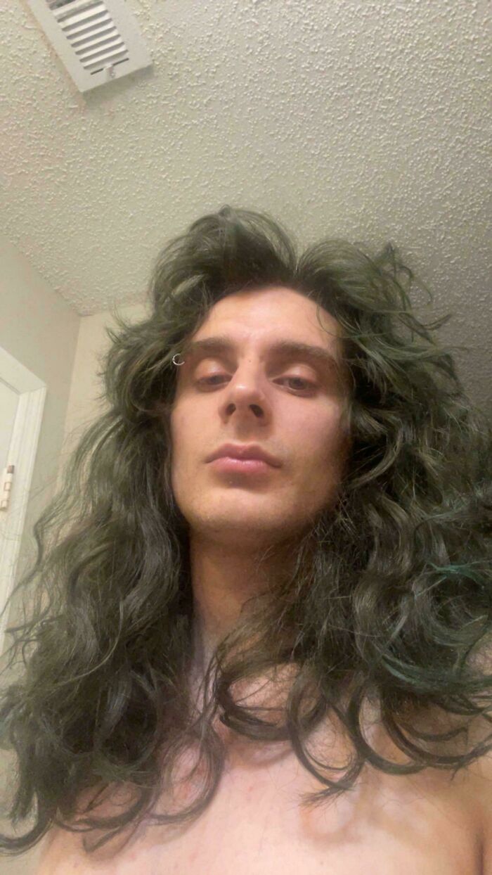 Why The Hell Does Hair Always Looks Best Right Before Showering Haha