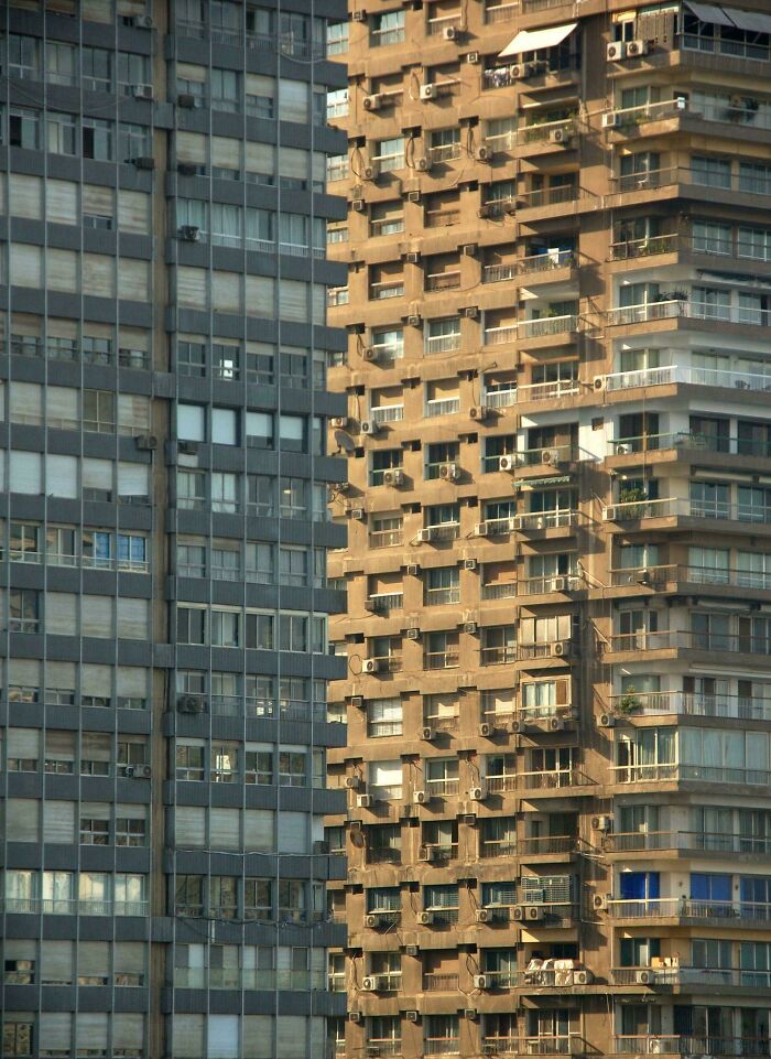 Which Is The Foreground And Which Is In The Background?