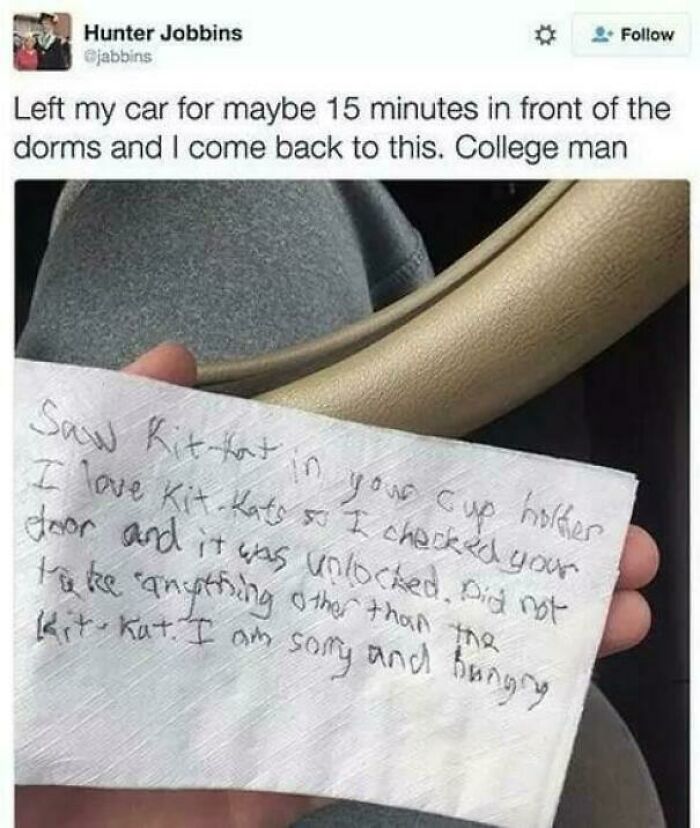 Handwritten apology note for eating a Kit-Kat left on a car dashboard, showing relatable college humor meme.