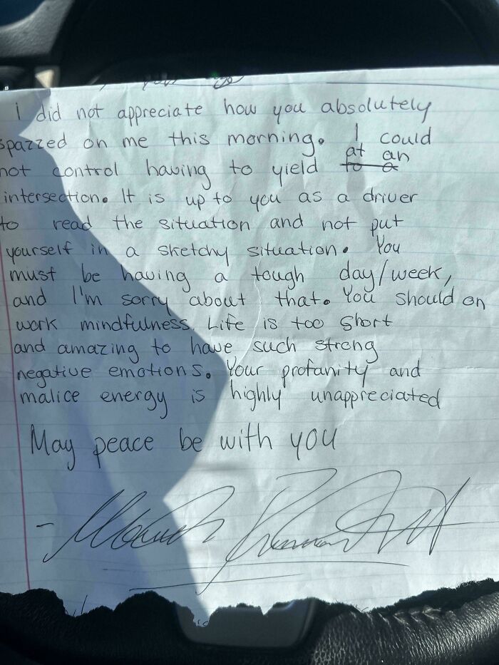 A passive-aggressive note from a driver about an intersection incident, a hilarious piece for petty people.