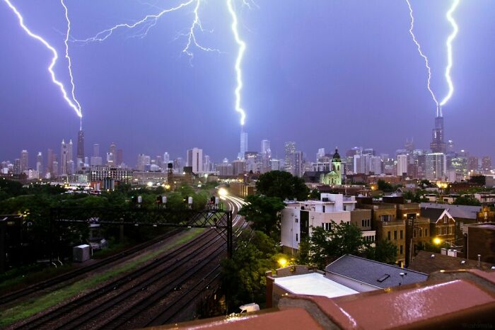 Lightning Striking Simultaneously On Chicago's Three Tallest Buildings