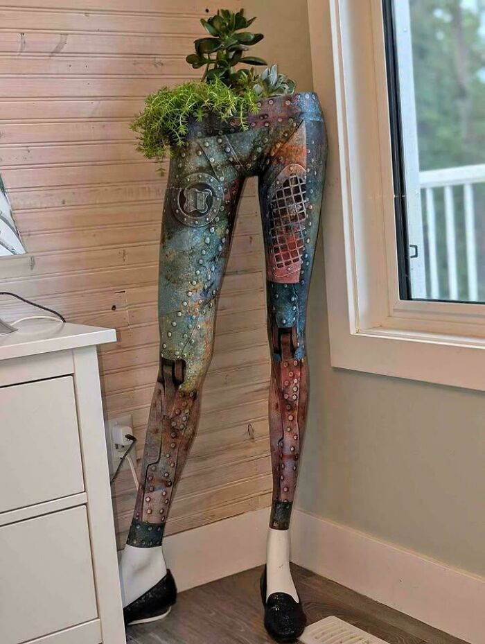 Legs Planter I Came Across On Marketplace. ╭ರ_•́)