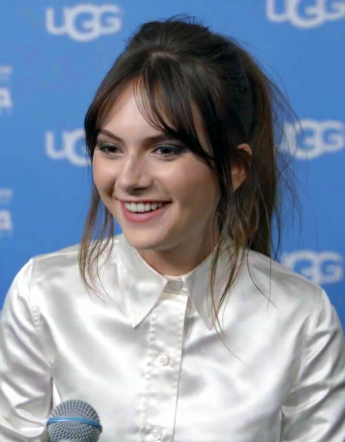 English Actress Emilia Jones, 24