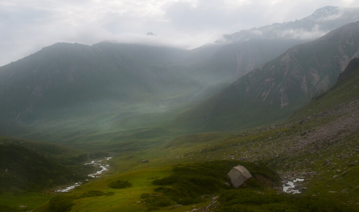 Казахстан. Утро В Горах