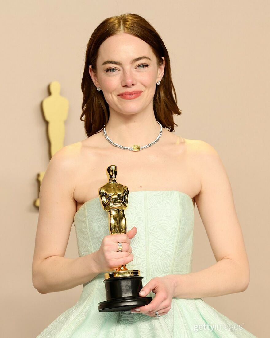 Emma Stone holding an Oscar statuette at an awards ceremony, representing the Oscars 2026 event highlights. Emma Stone holding an Oscar statuette at an awards ceremony, representing the Oscars 2026 event highlights.