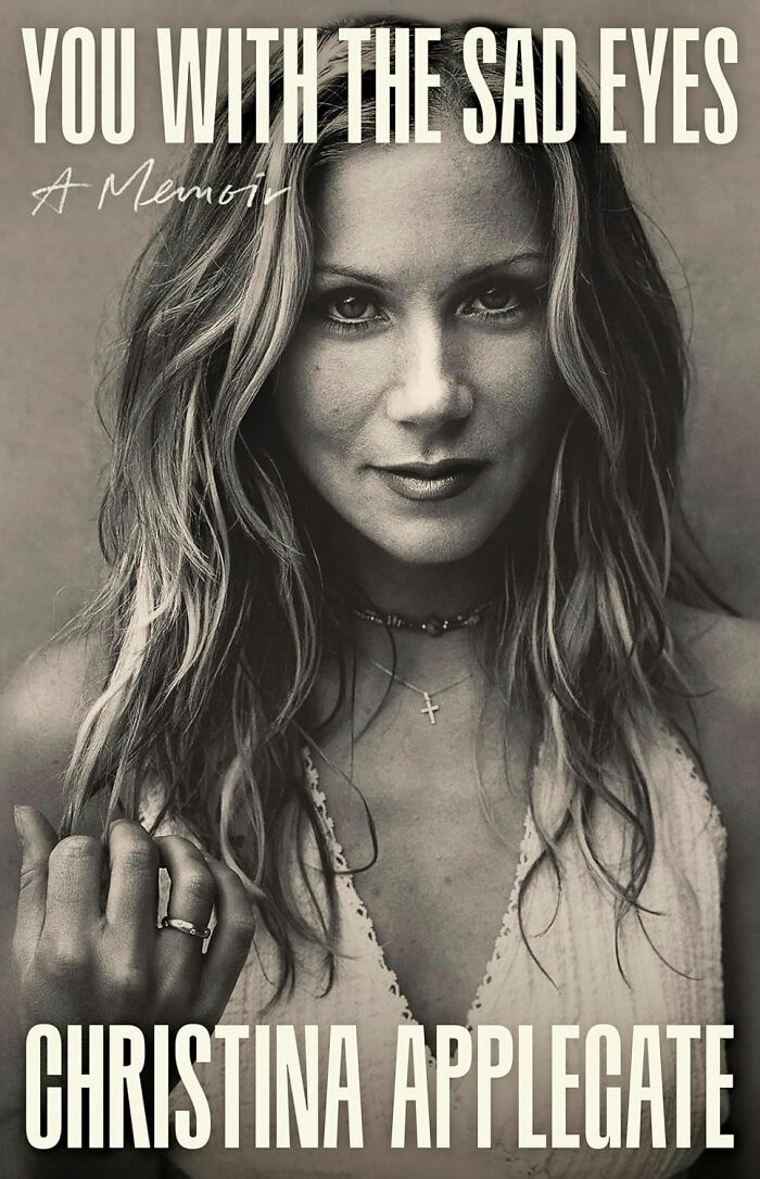 Christina Applegate dá uma atualização comovente sobre sua batalha contra a esclerose múltipla