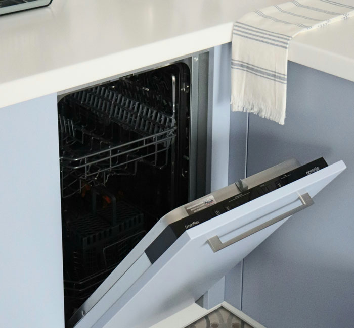 "If It's Stupid And It Works, It's Not Stupid": 61 Ridiculous Fixes That Don’t Need Explanation