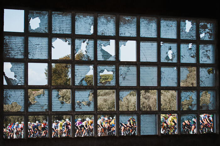 Cycling, Gold: Vistas Desde El Abandono By Aritz Arambarri Goenaga