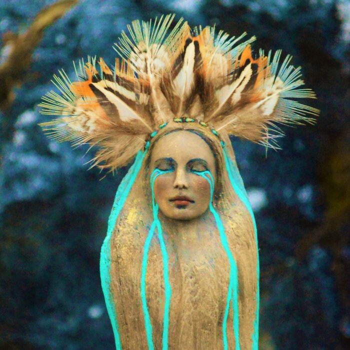 Artist Creates Sculptures That Are Inspired By The Forest, The Feminine, And The Healing Power Of Nature