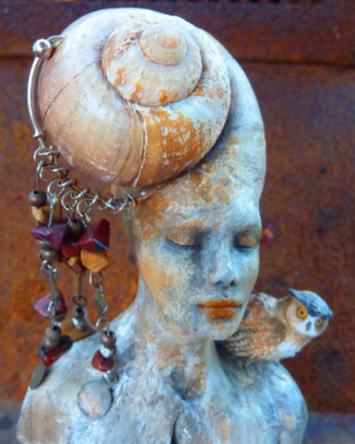 Artist Creates Sculptures That Are Inspired By The Forest, The Feminine, And The Healing Power Of Nature