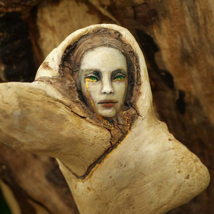 Artist Creates Sculptures That Are Inspired By The Forest, The Feminine, And The Healing Power Of Nature