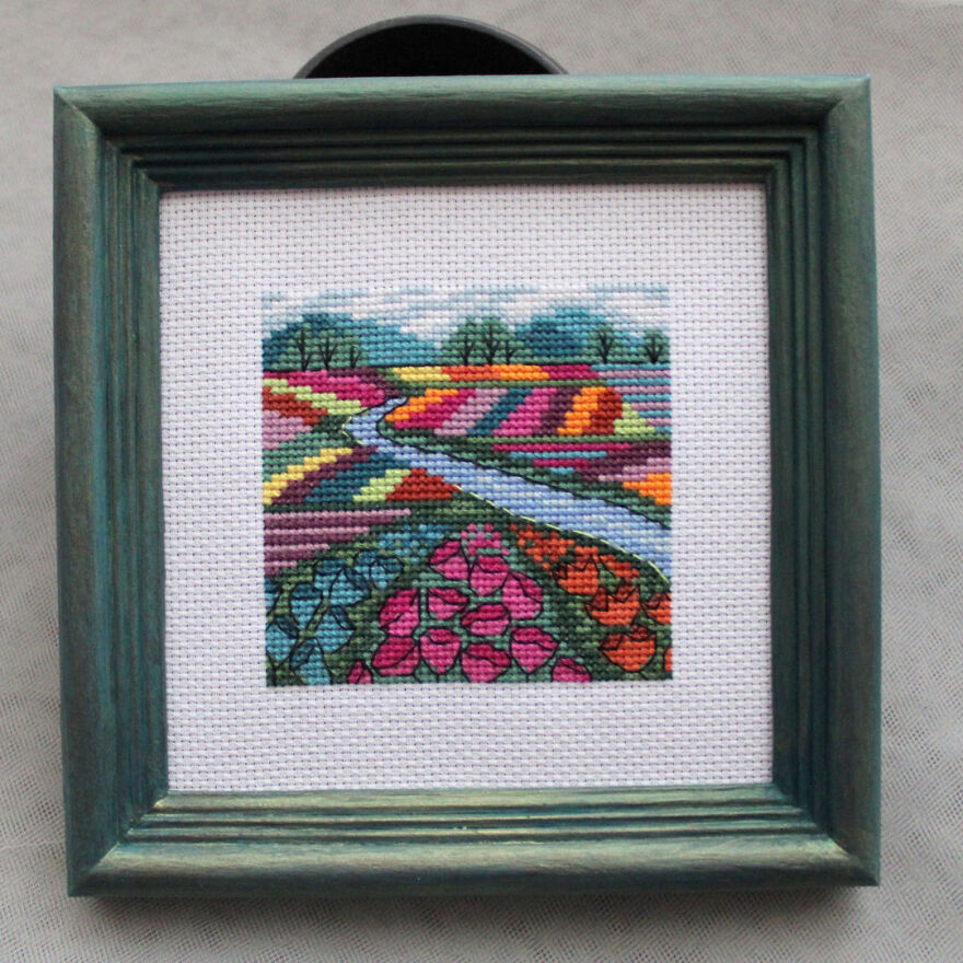 Cross Stitch: What I Created Over The Last Few Weeks Instead Of One Big Project