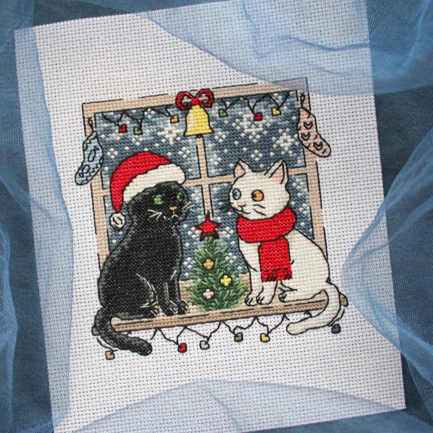 Cross Stitch: What I Created Over The Last Few Weeks Instead Of One Big Project