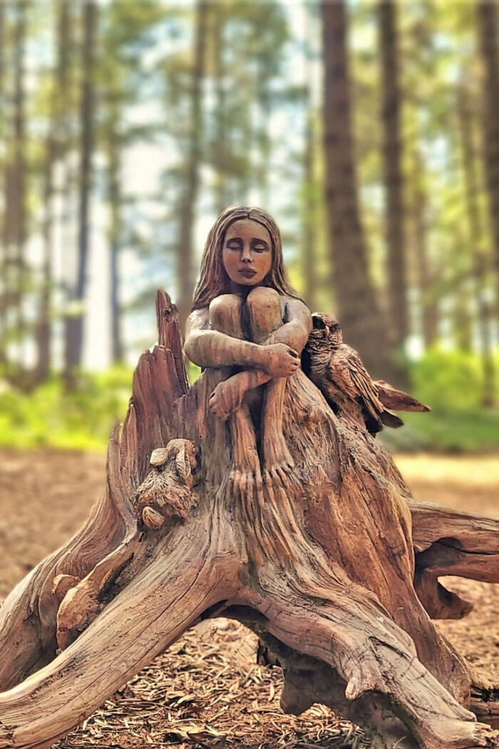 Artist Creates Sculptures That Are Inspired By The Forest, The Feminine, And The Healing Power Of Nature