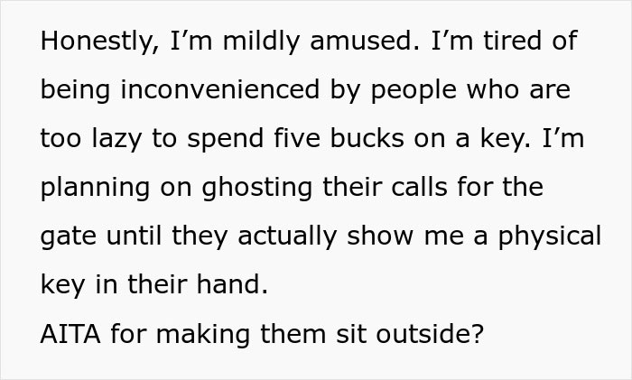 Text post showing a woman fed up with being her roommates&rsquo; personal doorman ignoring their calls and setting boundaries.