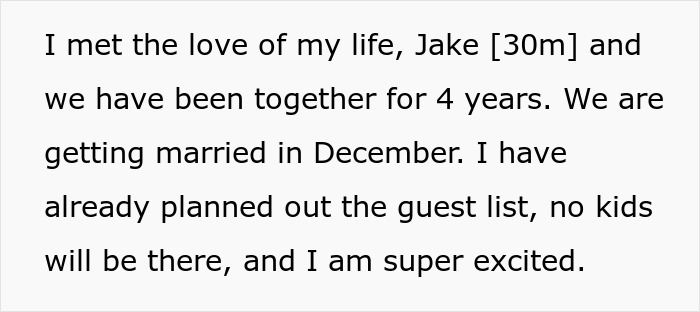 Woman Finds Biological Sister Wanting To Connect, Assumes She’s Invited To Her Wedding Woman Finds Biological Sister Wanting To Connect, Assumes She’s Invited To Her Wedding