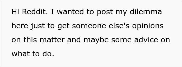 Text post showing a woman upset her boyfriend likes her gift, as she expected him to dump her, seeking advice.