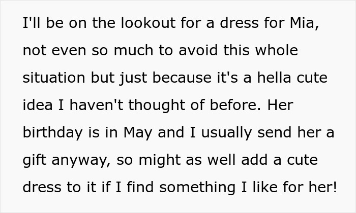 Text discussing an attention-seeking mom wanting to dress her 3-year-old daughter in the same dress as the bride.