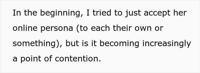 Woman Posts Absolutely Everything Online, Her Boyfriend Hates It: "Social Media Attention Seeker"