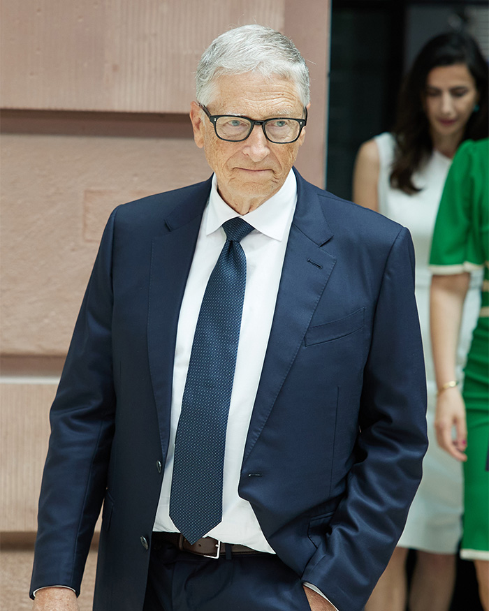 Bill Gates emite desculpas em meio ao escândalo de Epstein, como ele admite 